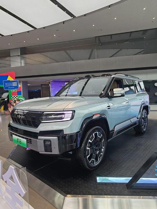 成都武侯区迪欧宝企业管理咨询比亚迪方程豹硬派越野的爆款，英菲尼迪35周年与你共成长